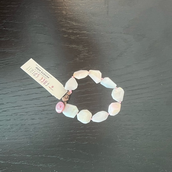 NWT Peyote Bird Free Spirit Rose Quartz Bracelet Button Loop Closure Leather - Picture 7 of 15